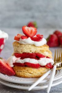 Easy Homemade Strawberry Shortcake Sallys Baking Addiction