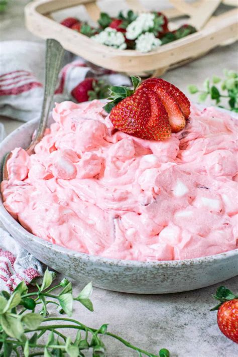 Simple Strawberry Crisp Recipe Build Your Bite