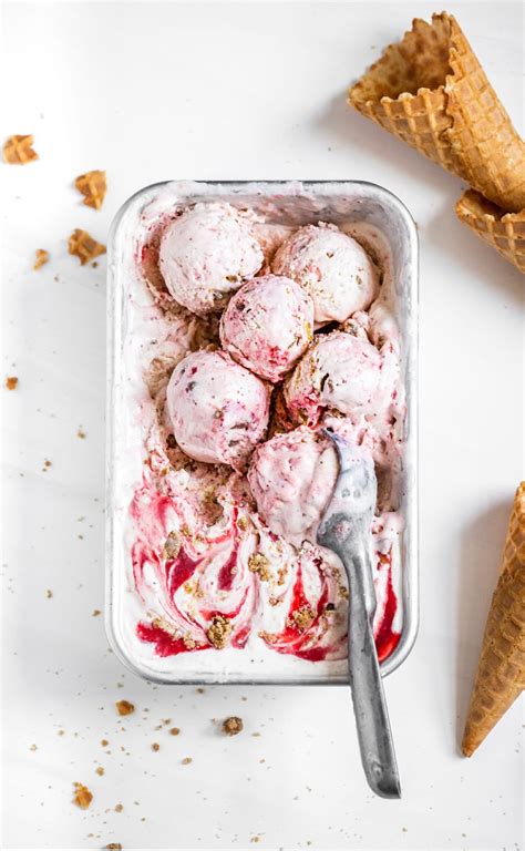 Strawberry Crumble Ice Cream MikeBakesNYC